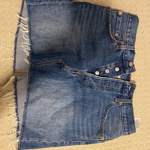 Levi’s Denim Skirt - Picture 1 of 4
